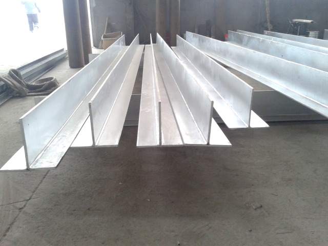 Welded Steel Lintel (QDWF-002)